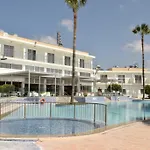 Fedrania Gardens Ayía Nápa