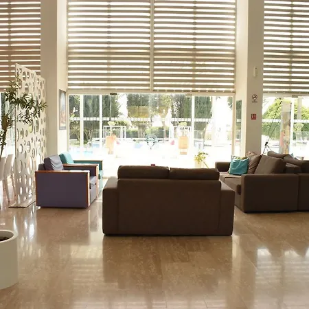 Fedrania Gardens Hotel