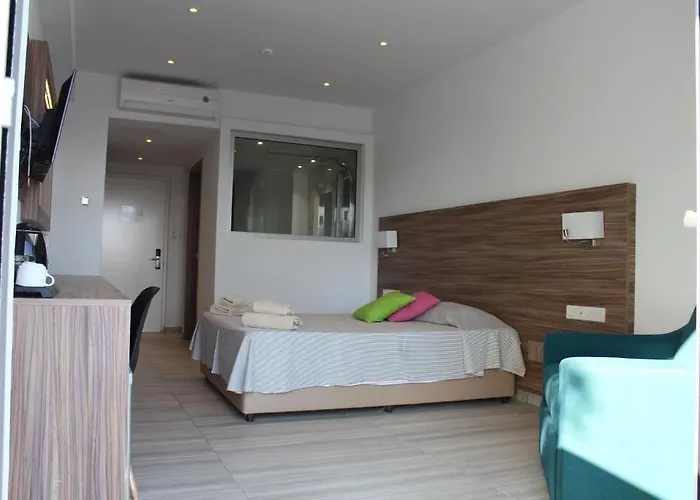 Fedrania Gardens Hotel