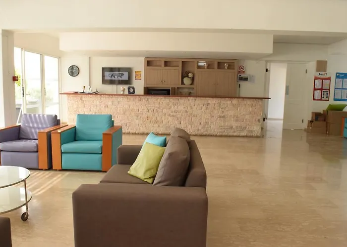 Hotel Fedrania Gardens 2*