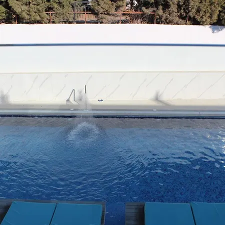 Fedrania Gardens Отель