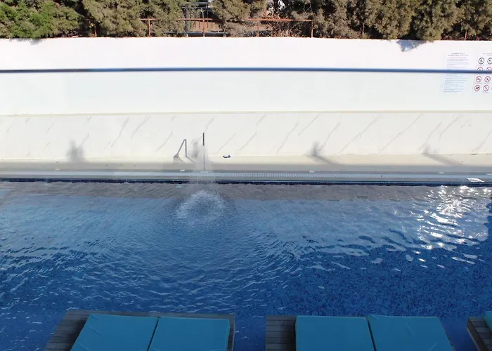 Fedrania Gardens Hotell