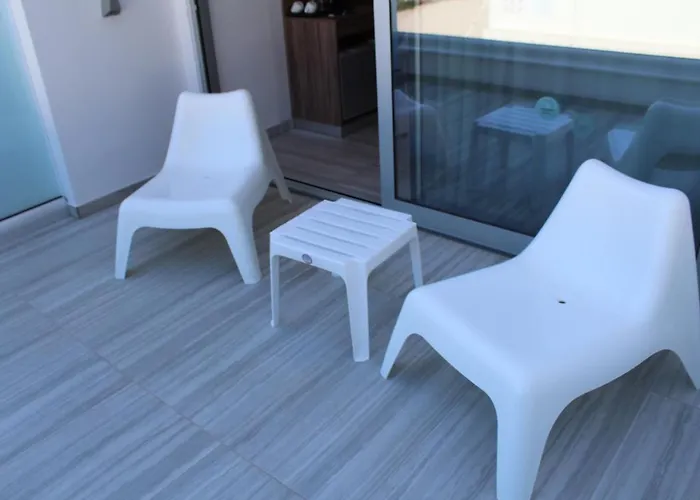 Hotell Fedrania Gardens 2*