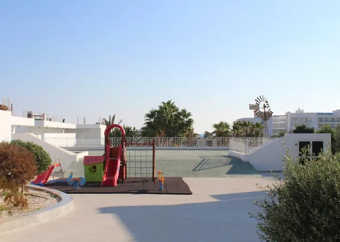 Hotell Fedrania Gardens Ayia Napa