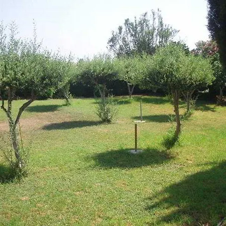 Fedrania Gardens מלון איה נאפה