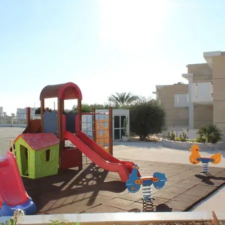 Fedrania Gardens מלון