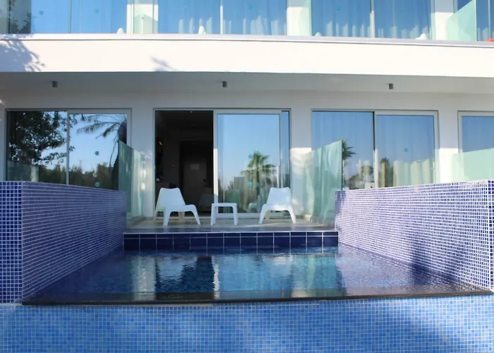 Fedrania Gardens Hotel