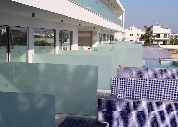 Hotel Fedrania Gardens 2*